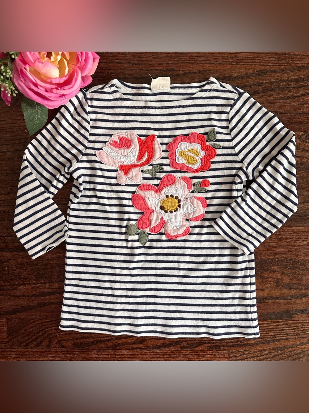 Mini Boden 3/4 sleeve embroidered top, size 9-10Y